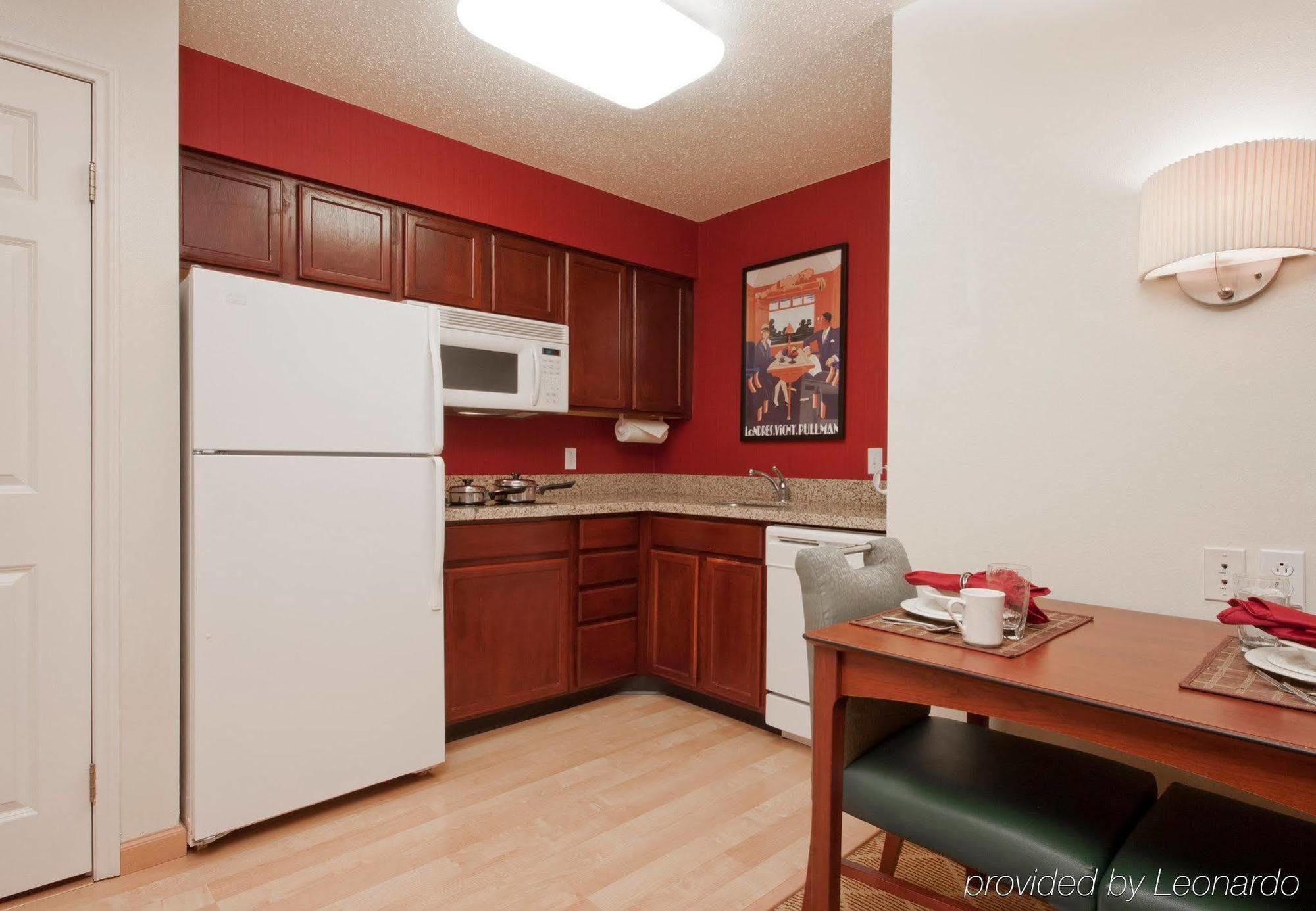 Residence Inn By Marriott West Springfield Bagian luar foto