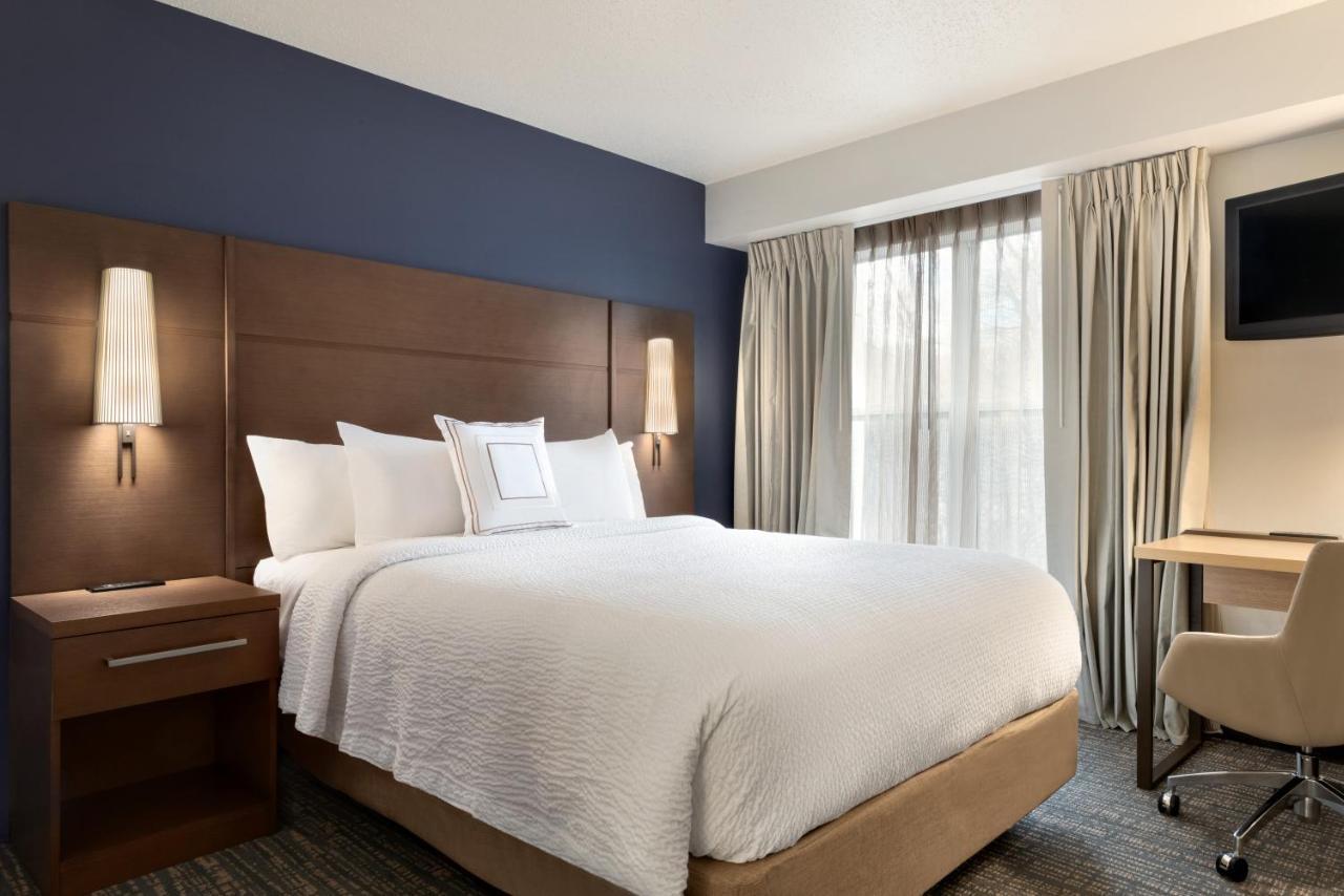 Residence Inn By Marriott West Springfield Bagian luar foto